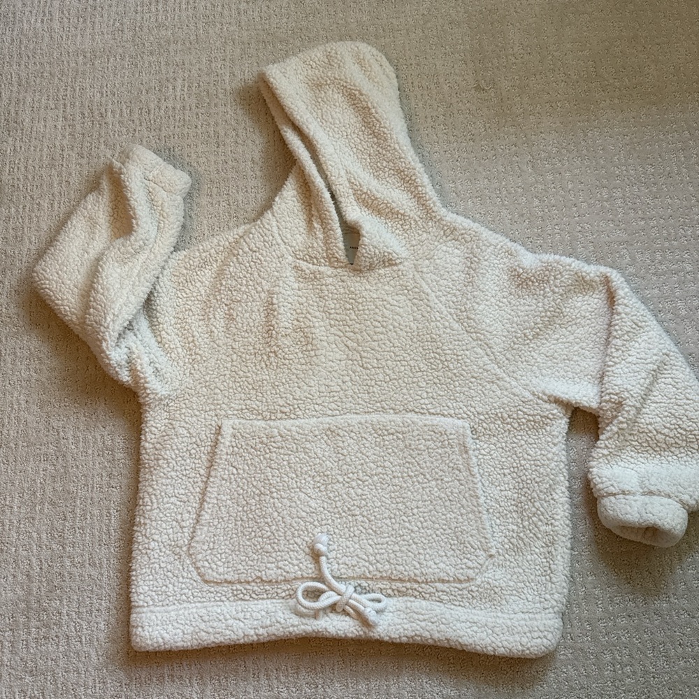 American Eagle Outfitters Cream Sherpa Pullover